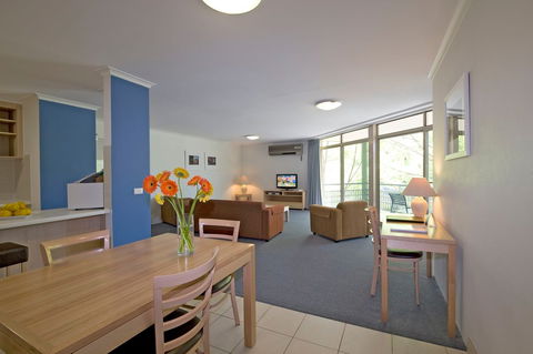 Kingston Terrace Serviced Apartments - Mackay Tourism 3