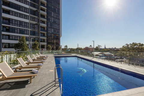 Meriton Suites Church Street, Parramatta - Mackay Tourism 16