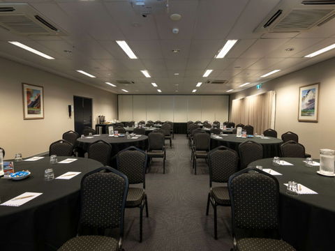 Novotel Darwin Airport Hotel - Mackay Tourism 5