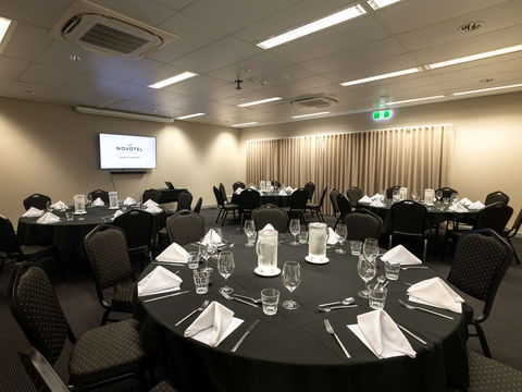 Novotel Darwin Airport Hotel - Mackay Tourism 10