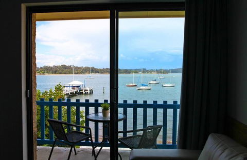 Mariners On The Waterfront - Mackay Tourism 8
