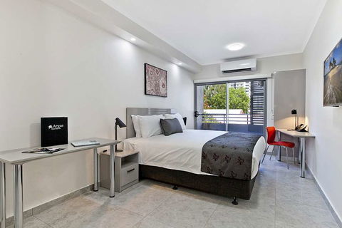 Argus Hotel Darwin - Mackay Tourism 1