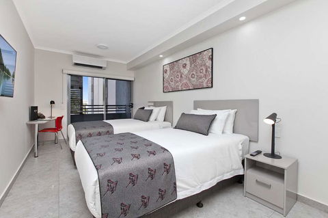 Argus Hotel Darwin - Mackay Tourism 4