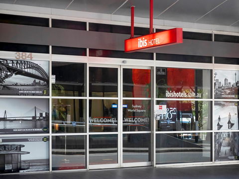Hotel Ibis World Square - Mackay Tourism 1