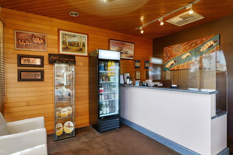 Stagecoach Motel - Mackay Tourism 1