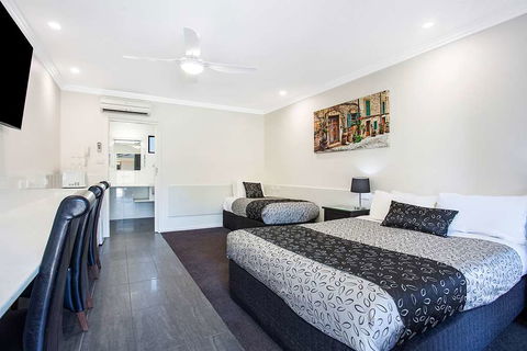 Comfort Inn May Park - Mackay Tourism 0