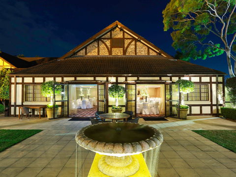 Grand Mercure The Hills Lodge - Mackay Tourism 0