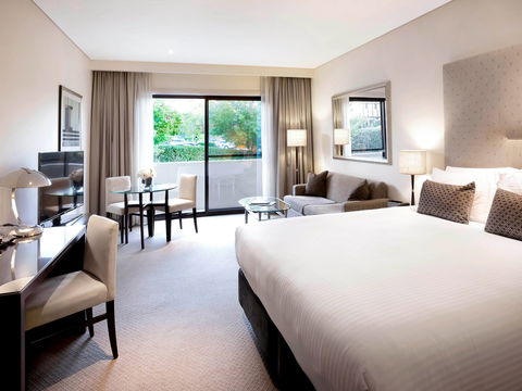 Grand Mercure The Hills Lodge - Mackay Tourism 2