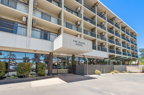 The Plaza Hotel Kalgoorlie - Mackay Tourism 0