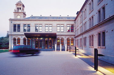 Mansion Hotel & Spa - Mackay Tourism 1