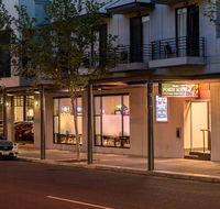 Mawson Lakes Hotel - Mackay Tourism