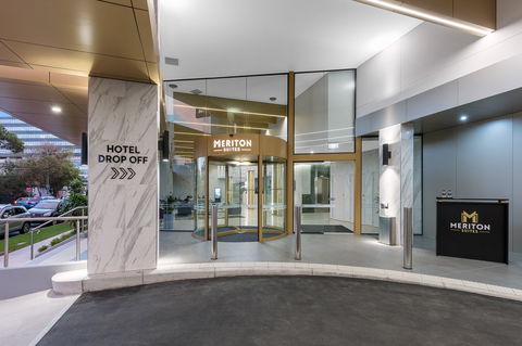 Meriton Suites Sydney Airport - Mackay Tourism 2