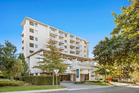 Adina Serviced Apts Canberra Dickson - Mackay Tourism 1