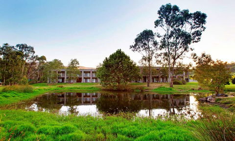 York On Lilydale Resort - Mackay Tourism 0