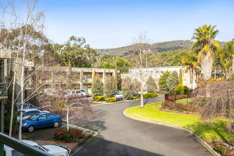 York On Lilydale Resort - Mackay Tourism 2