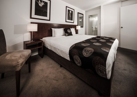 Salamanca Suites - Mackay Tourism 0
