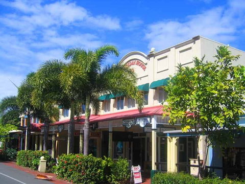 Macrossan House Boutique Holidays Apts - Mackay Tourism 0