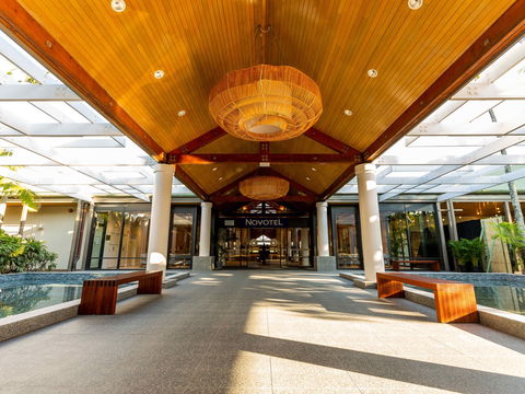Novotel Sunshine Coast Resort - Mackay Tourism 0