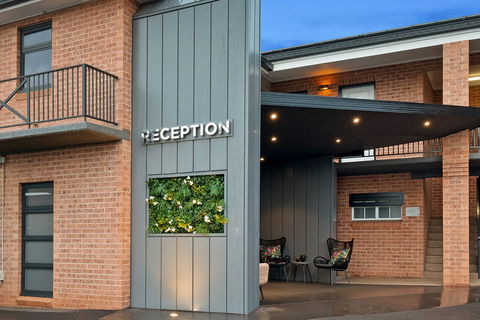 Bluegum Motel - Mackay Tourism 1