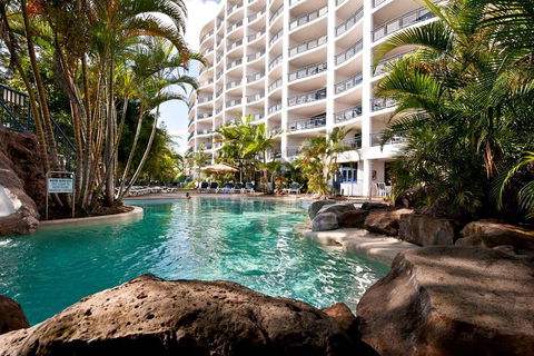 Ramada Resort Golden Beach - Mackay Tourism 1