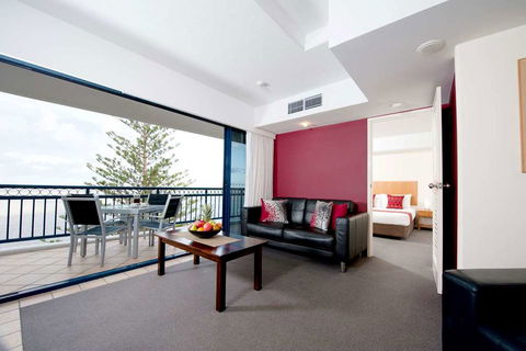 Ramada Resort Golden Beach - Mackay Tourism 7
