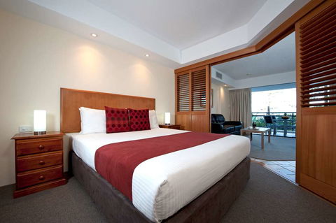 Ramada Resort Golden Beach - Mackay Tourism 9