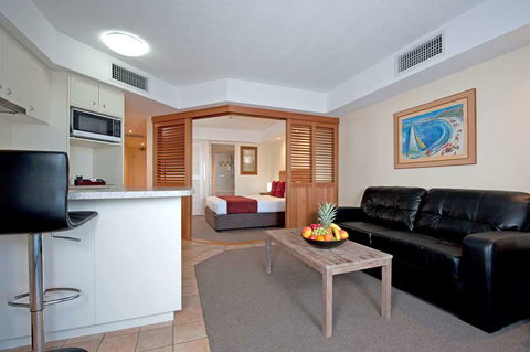 Ramada Resort Golden Beach - Mackay Tourism 12