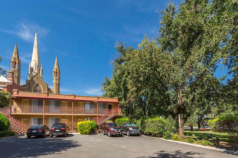 Best Western Cathedral Motor Inn - Mackay Tourism 0