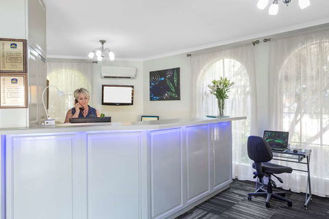 Best Western Cathedral Motor Inn - Mackay Tourism 3