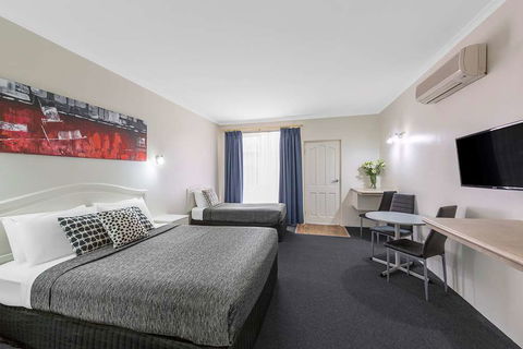 Best Western Cathedral Motor Inn - Mackay Tourism 7