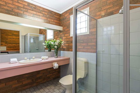 Best Western Cathedral Motor Inn - Mackay Tourism 10
