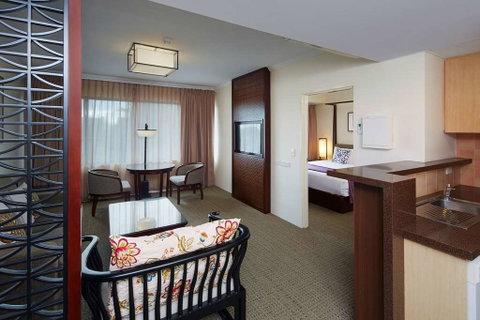 Pagoda Resort & Spa - Mackay Tourism 10
