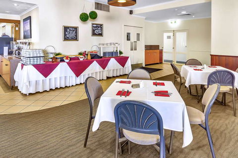 Comfort Inn & Suites Goodearth - Mackay Tourism 10