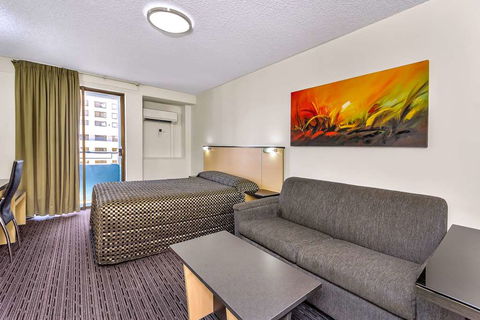 Comfort Inn & Suites Goodearth - Mackay Tourism 13
