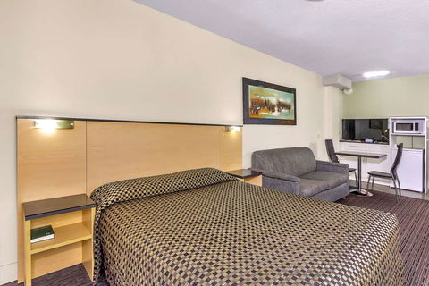 Comfort Inn & Suites Goodearth - Mackay Tourism 15