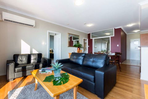 Mont Clare Boutique Apartments - Mackay Tourism 5