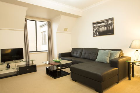Regal Apartments - Mackay Tourism 8
