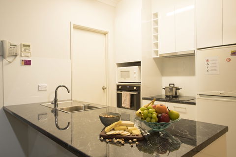 Regal Apartments - Mackay Tourism 10