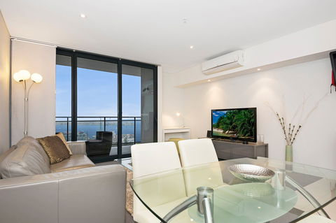 Astra Apartments Perth - Mackay Tourism 0