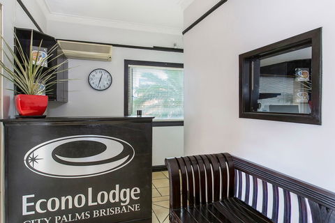 Econo Lodge City Palms Brisbane - Mackay Tourism 1