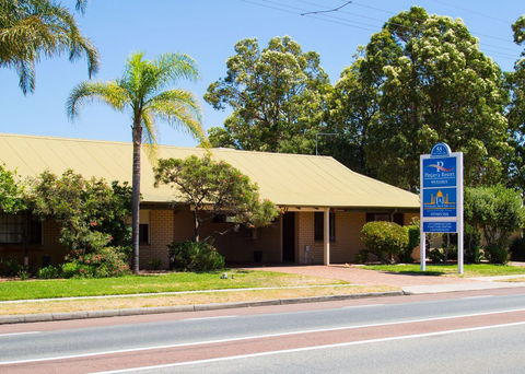 Pinjarra Resort - Mackay Tourism 0