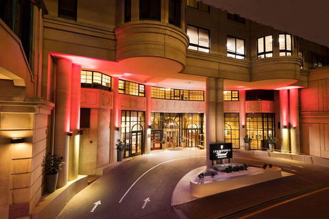 Stamford Grand Adelaide - Mackay Tourism 1