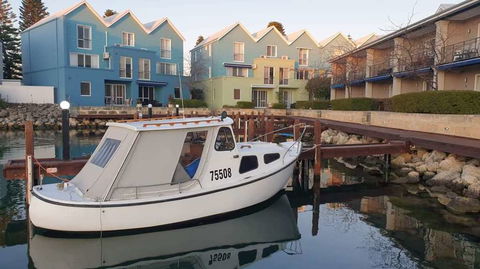 C Mandurah Resort & Serviced Apartments - Mackay Tourism 0