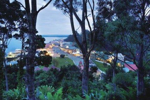 Strahan Village - Mackay Tourism 2