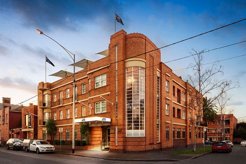 Quest East Melbourne - Mackay Tourism 0
