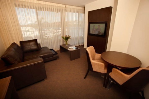 Pier 21 Apartment Hotel - Mackay Tourism 2