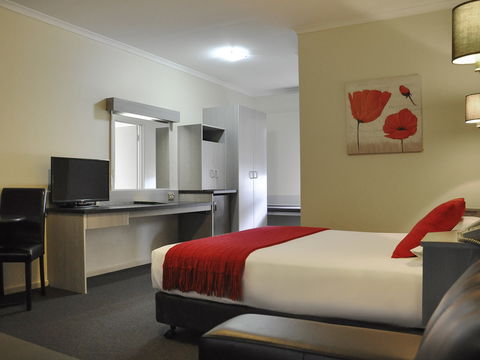 Ibis Styles Adelaide Manor - Mackay Tourism 2
