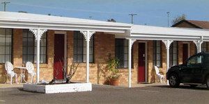 Colonial Motor Lodge - Mackay Tourism 0