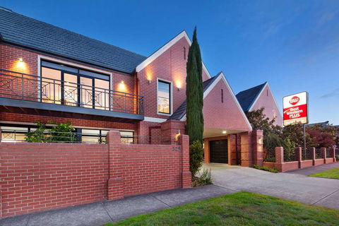 Best Western Plus Ballarat Suites - Mackay Tourism 1