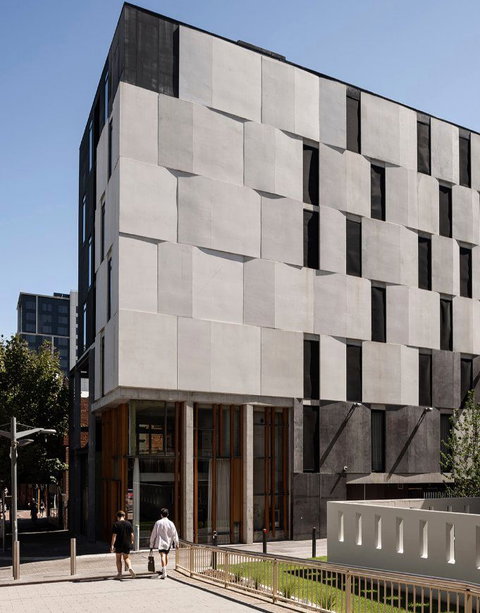 Alex Hotel, Perth - Mackay Tourism 0